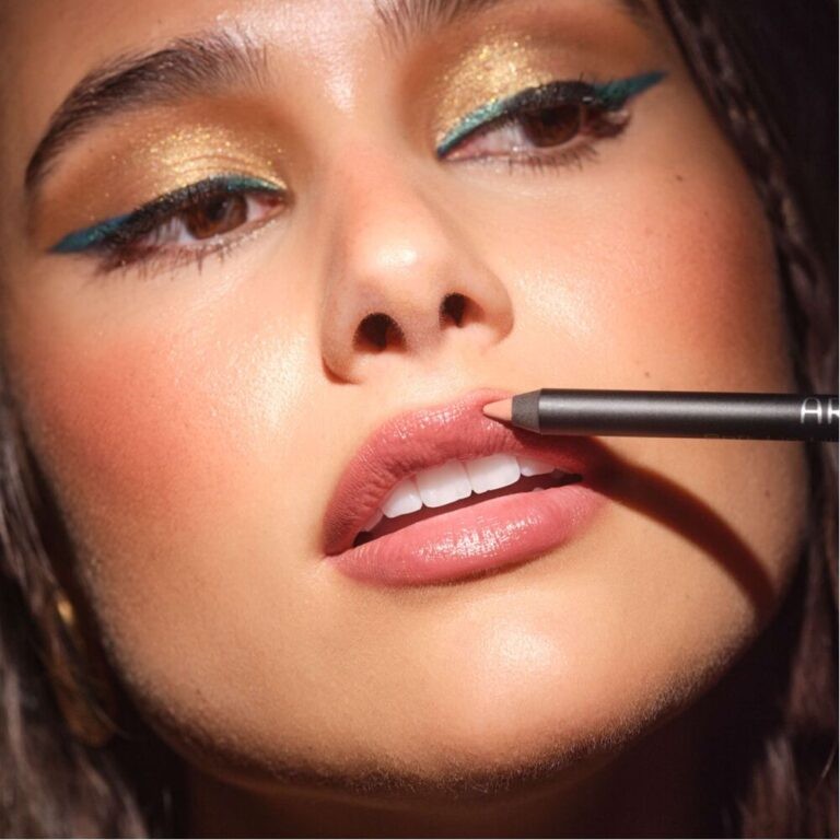 ARTDECO - ČRTALO ZA USTNICE SOFT LIP LINER WATERPROOF 115