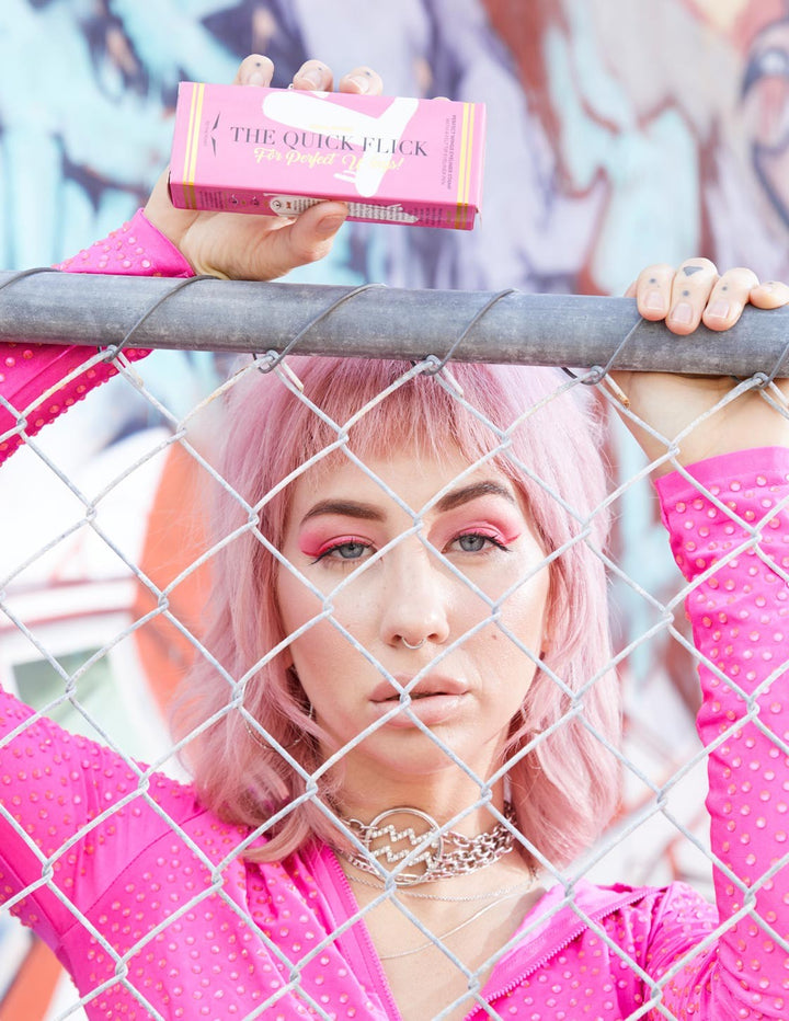 THE QUICK FLICK  TO THE POINT PINK WIND - ROZA