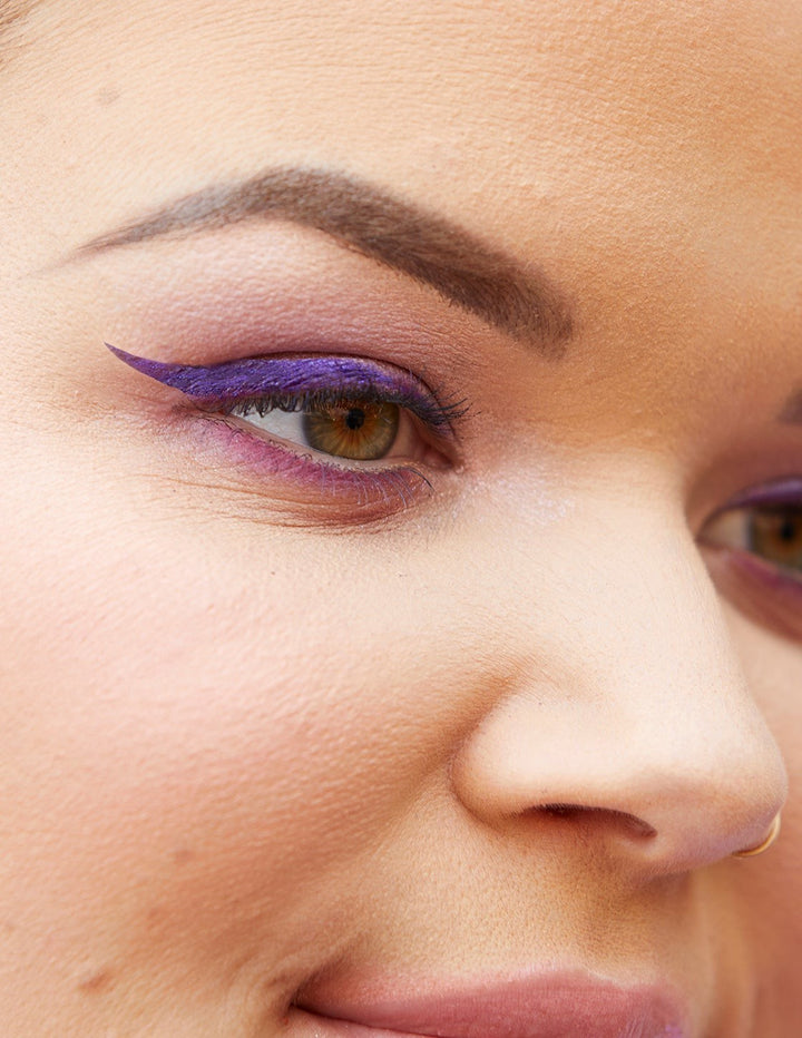 THE QUICK FLICK  TO THE POINT PURPLE REIGN - VIJOLIČNA